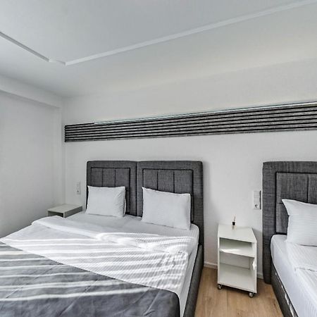 Dido Diamond Hotel Dietzenbach Extérieur photo