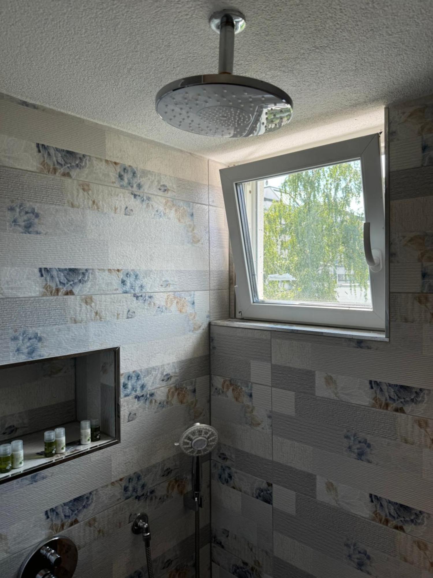 Dido Diamond Hotel Dietzenbach Extérieur photo