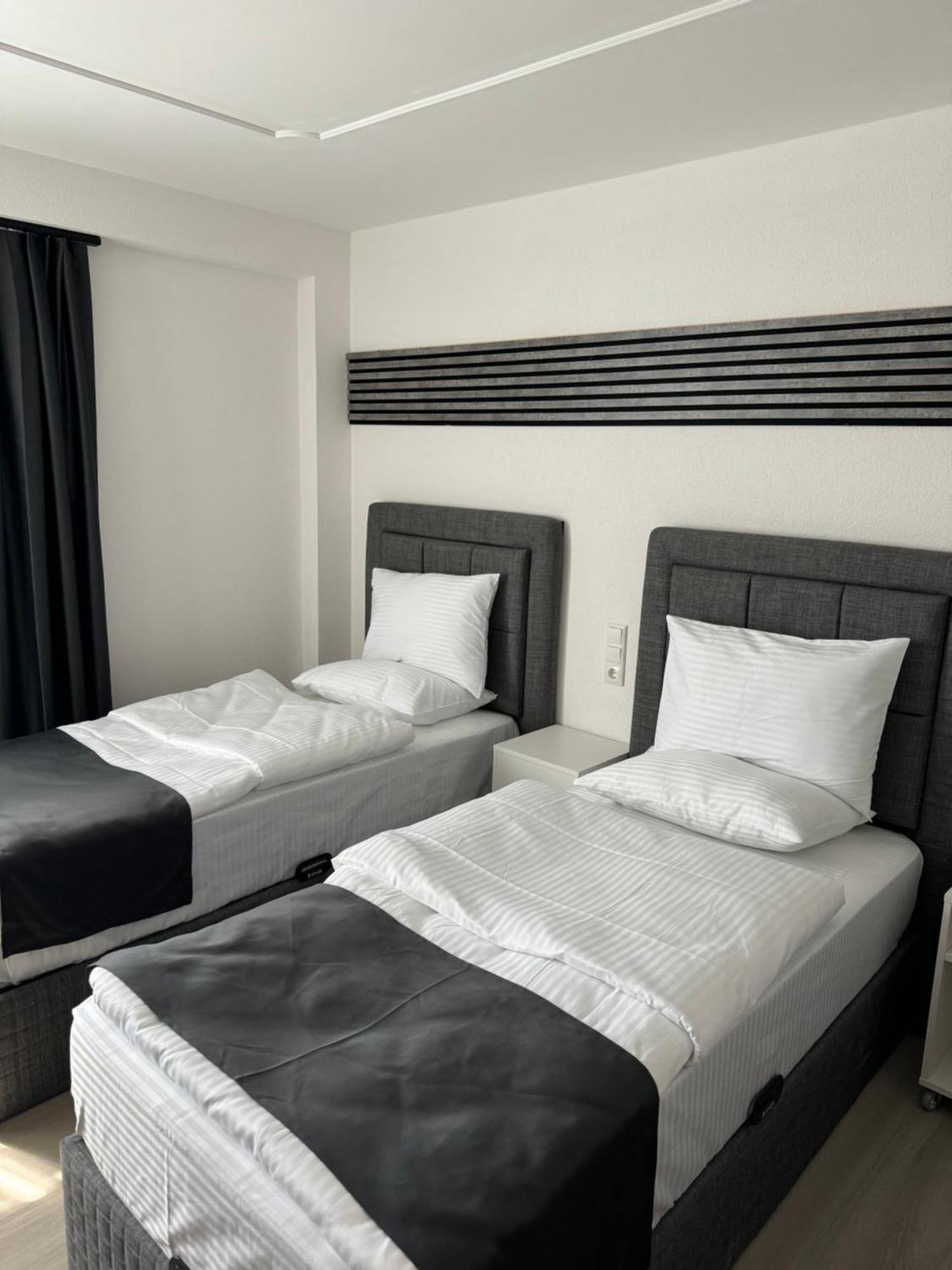 Dido Diamond Hotel Dietzenbach Extérieur photo